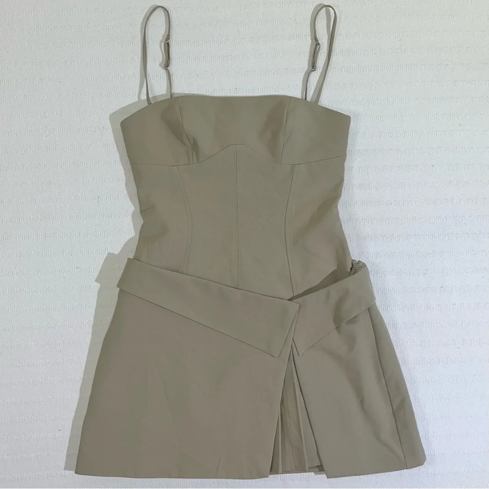 Oh Polly Bruna Woven Twill Wrap Over Pleated Mini Dress Size 4 Preppy Party Chic - Picture 3 of 12